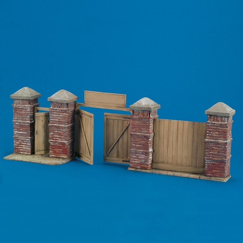 East European Wall Section (1/35 Scale)
