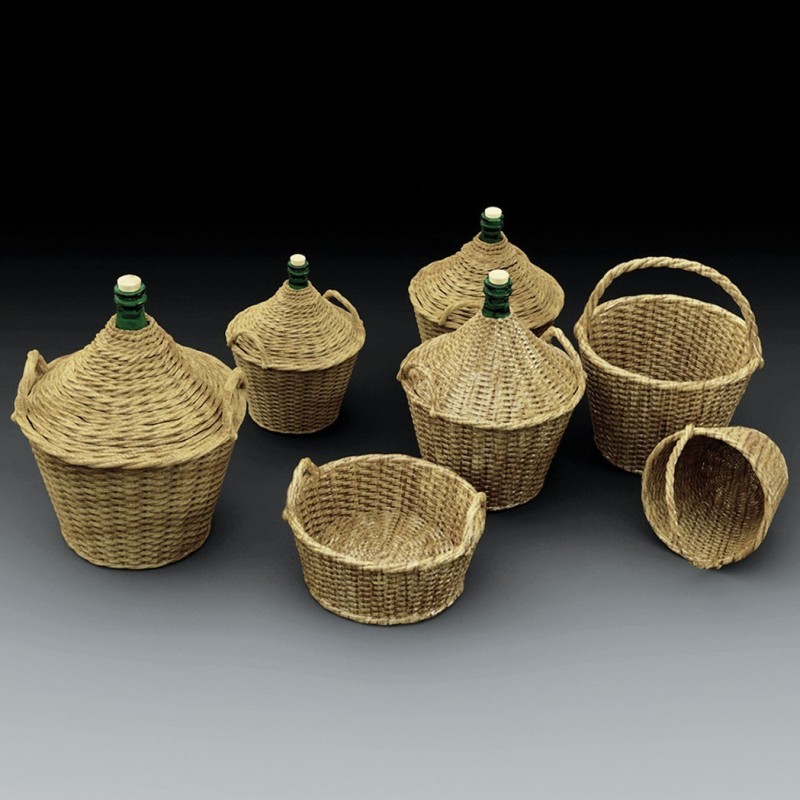 Demijohns and wicker baskets  (1/35)