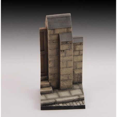 Base with wall and road (1/35-1/32 scale)