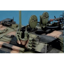 Veicolo blindato medio FRECCIA (1/35 scale)