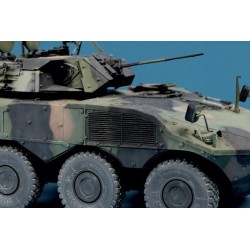 Veicolo blindato medio FRECCIA (1/35 scale)