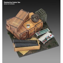 Base with 105 mm Ammo with Cases (1/35 scale)