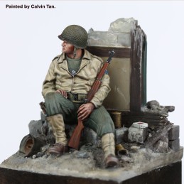 U.S. soldier at rest-WWII (1/35 scale)