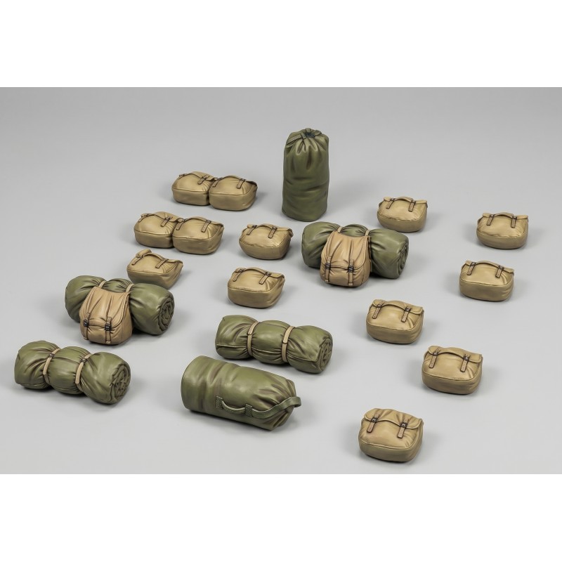 U.S. assorted bags set - WWII (1/48 scale)