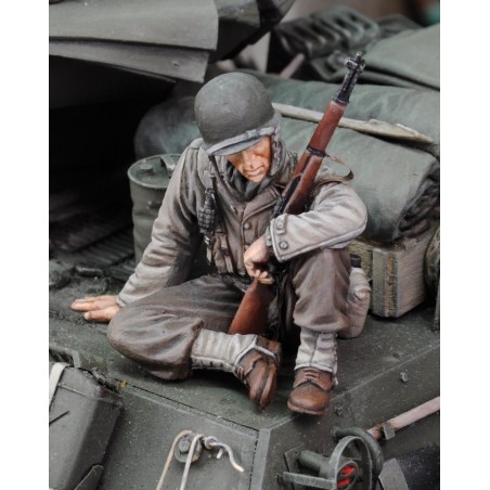 U.S. Infantry at rest with rifle No.1 - WWII  (1/35)