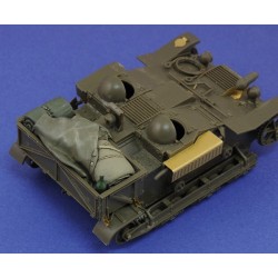 French Armored Carrier UE & Stowage (1/35)