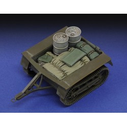 French Armored Carrier UE & Stowage (1/35)