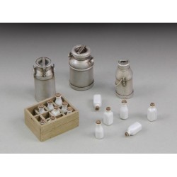 Milk bottles with crates and churms (1/35) 
