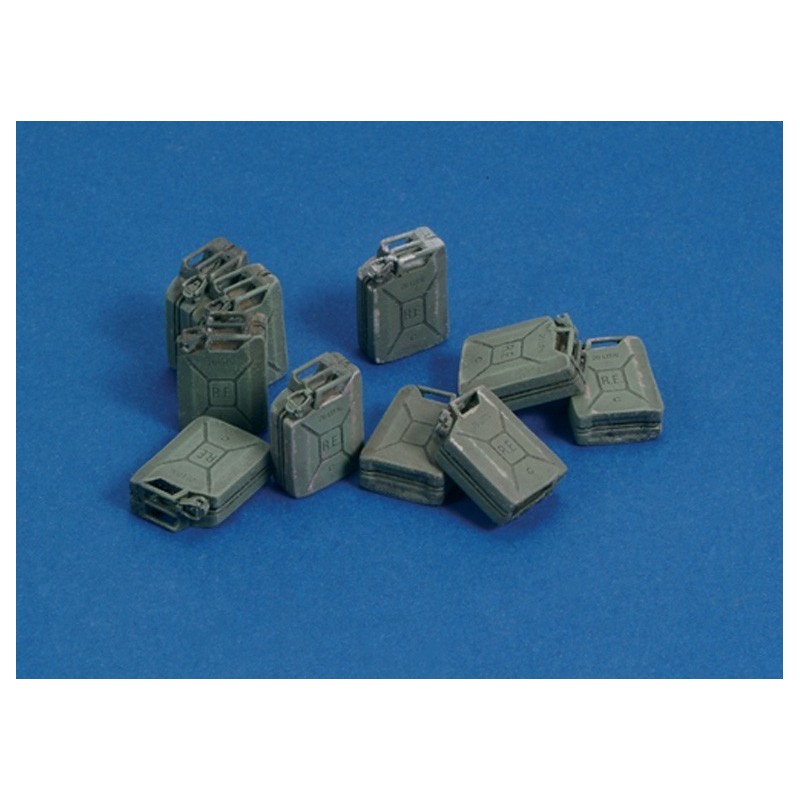 Italian jerrycans - WWII (1/35)