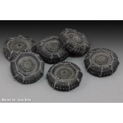 Chained wheels "M8/M20" (1/35)