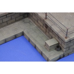Wharf section (1/35 Scale)