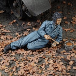 The russian soldier's lunch (1/35)