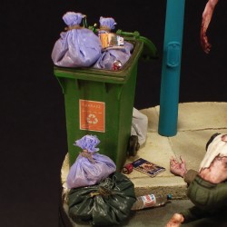 Garbage bin (1/35)