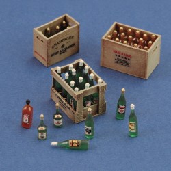 Champagne, cognac e wine bottles with crates (1/35 scale)