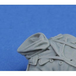 German tanker with arms backward-WWII (1/16 scale)