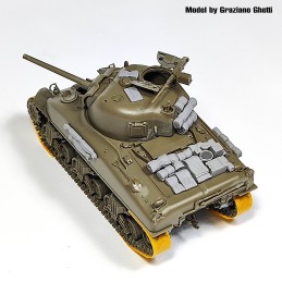 Tentpaks and bedrolls (1/48 scale)