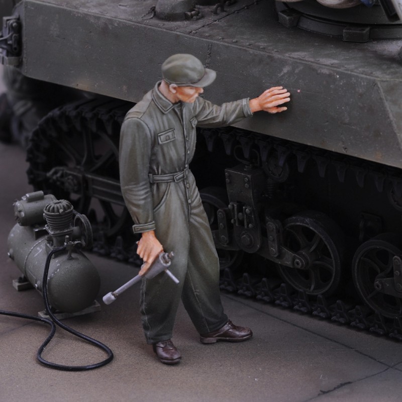 U.S. mechanic (1/35 scale)