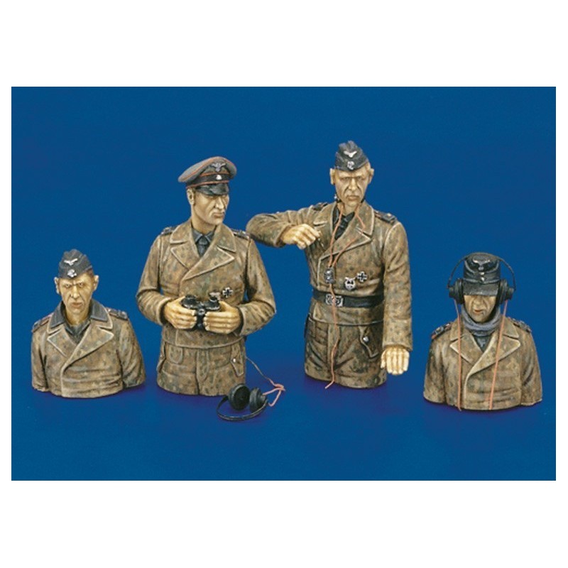 Waffen SS Tiger I crew - WWII (1/35) Waffen SS Tiger I crew - WWII (1/35)