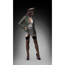 German officer girl  - WWII (75mm)
