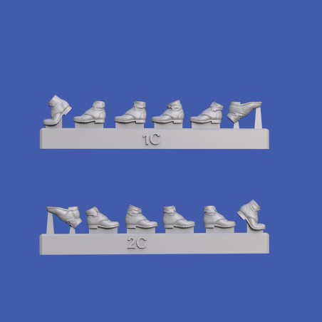 German infantry boots-various positions-WWII No.5 (1/35 scale)
