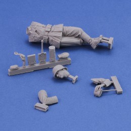 German soldier eating - WWII (75 mm)