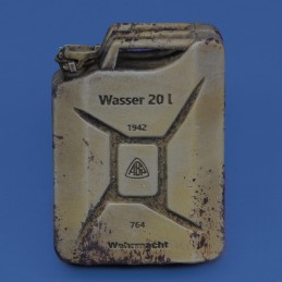 German jerrycans - WWII (1/16 scale)