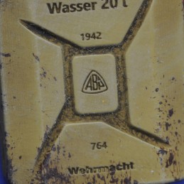 German jerrycans - WWII (1/16 scale)