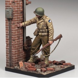 U.S. Soldier Silent Watch-WWII  (1/35 scale)